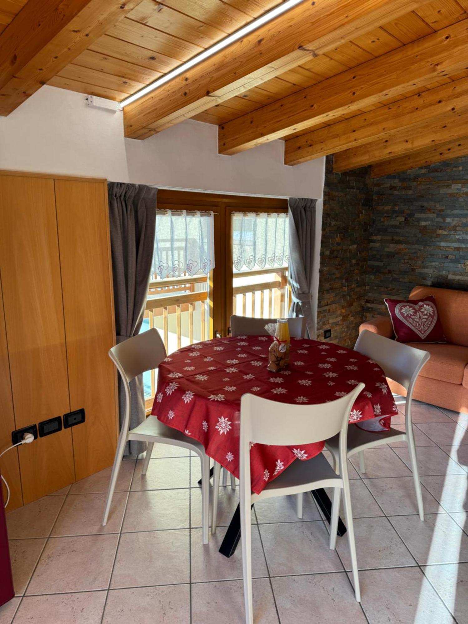 Ferienwohnung Bilocale Baciato Dal Sole Andalo Exterior foto