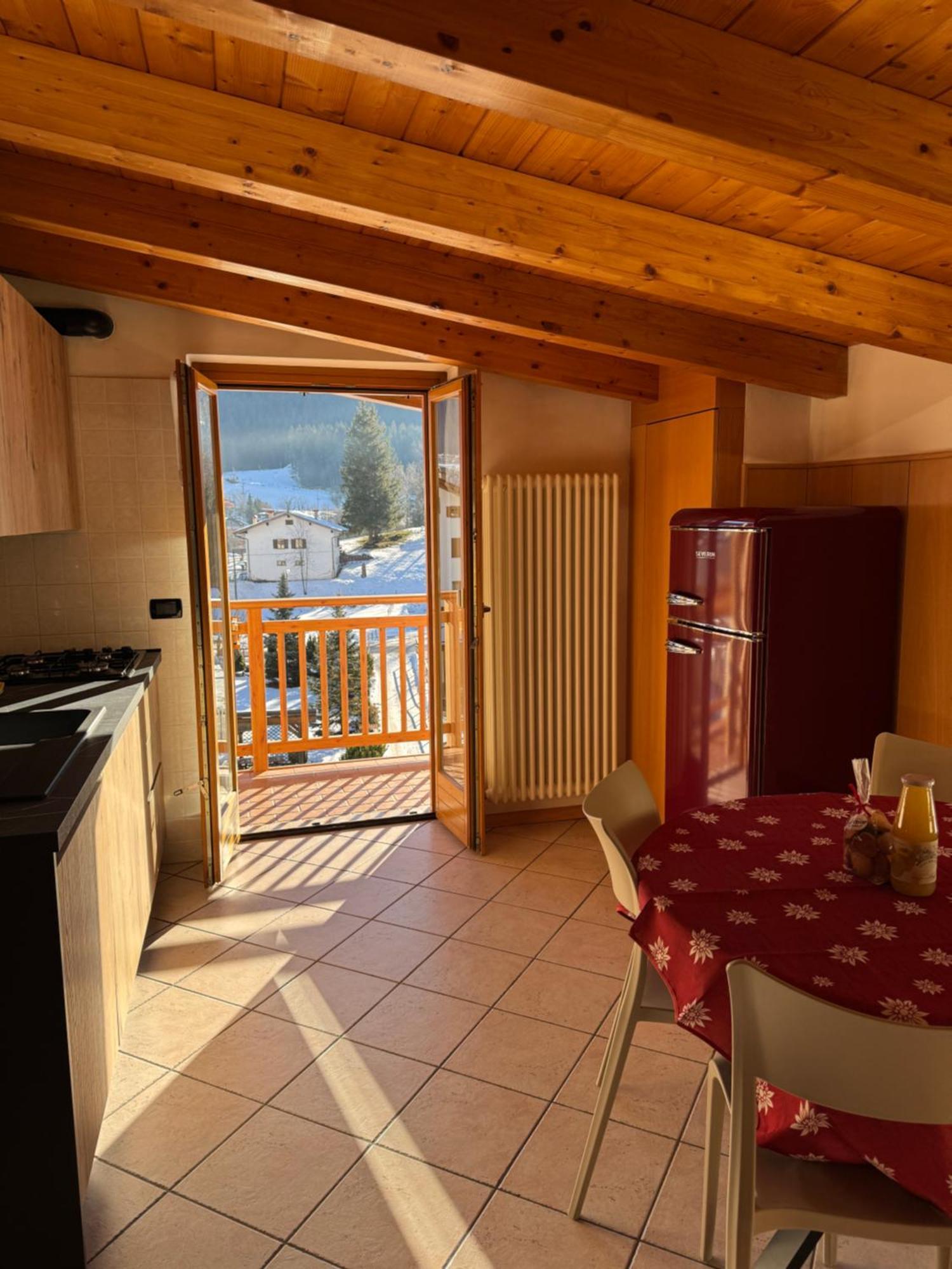 Ferienwohnung Bilocale Baciato Dal Sole Andalo Exterior foto