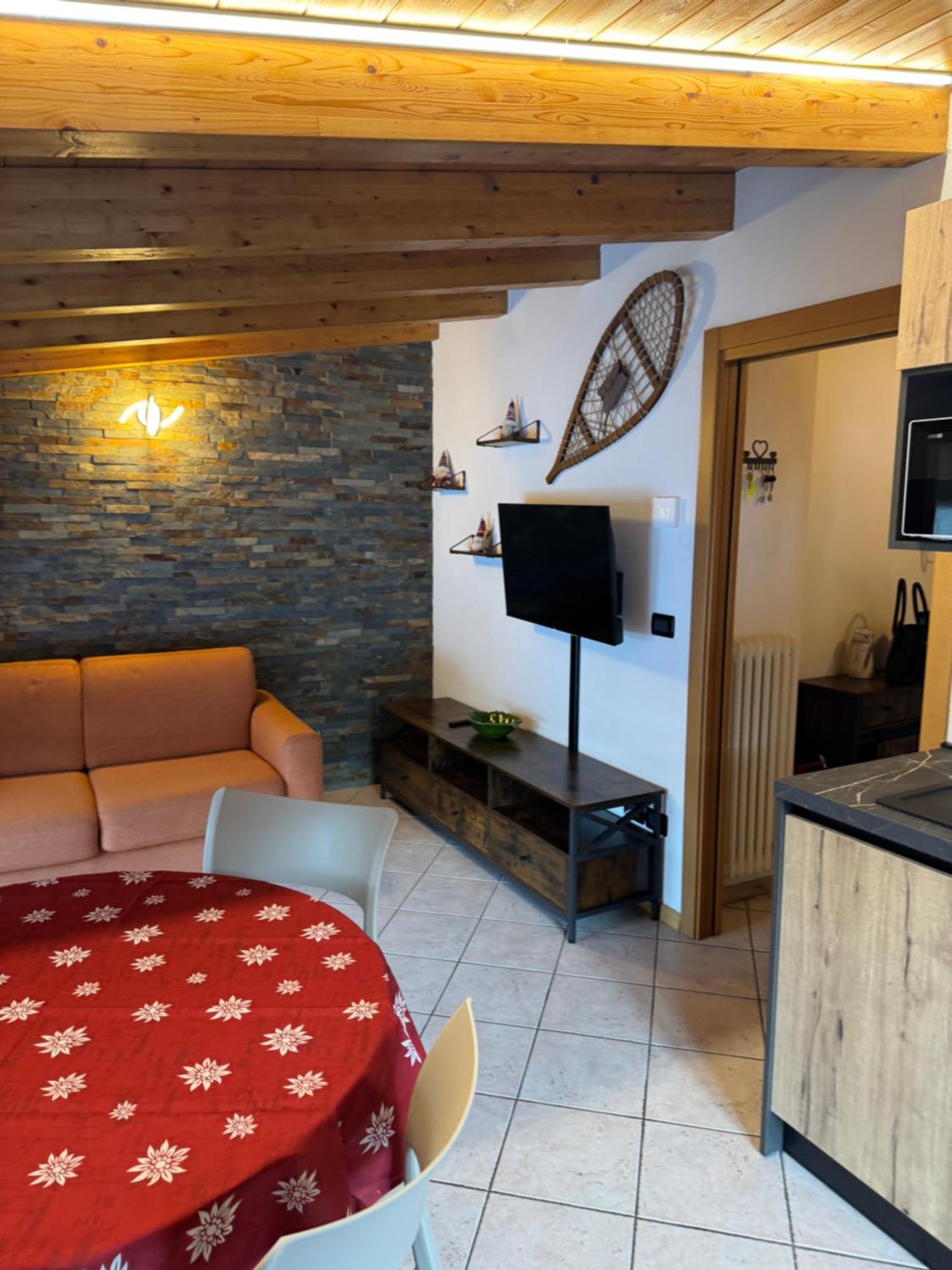 Ferienwohnung Bilocale Baciato Dal Sole Andalo Exterior foto
